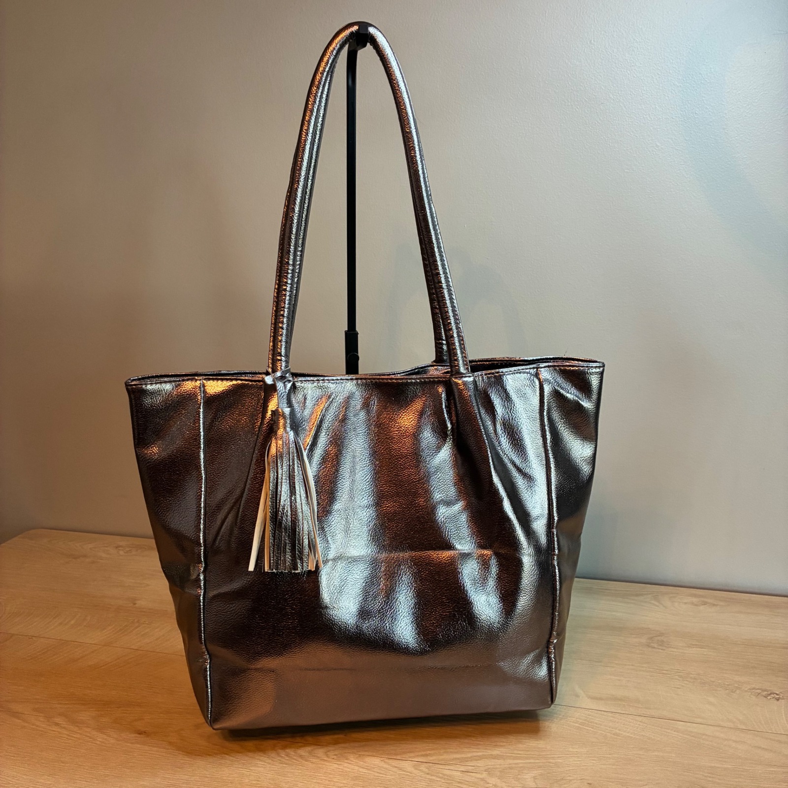 Ultra Chi Metallic Pewter Tote Bag Silver Tassel Shoulder Bag Large Chic